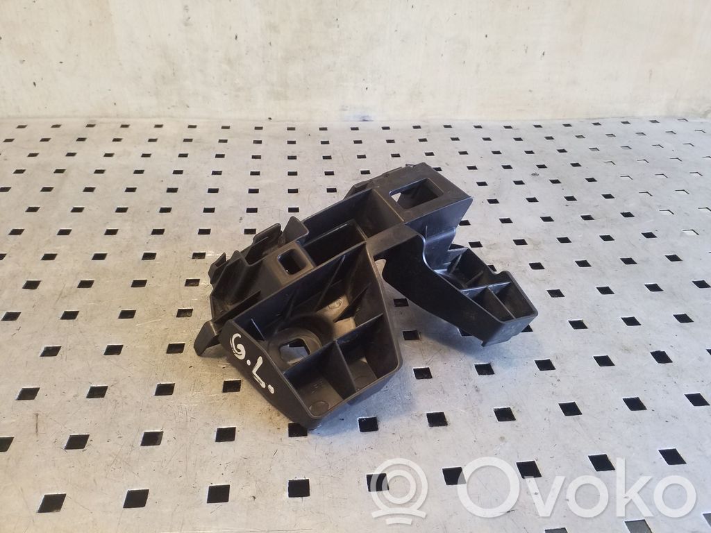 Volkswagen PASSAT B8 Staffa di rinforzo montaggio del paraurti posteriore