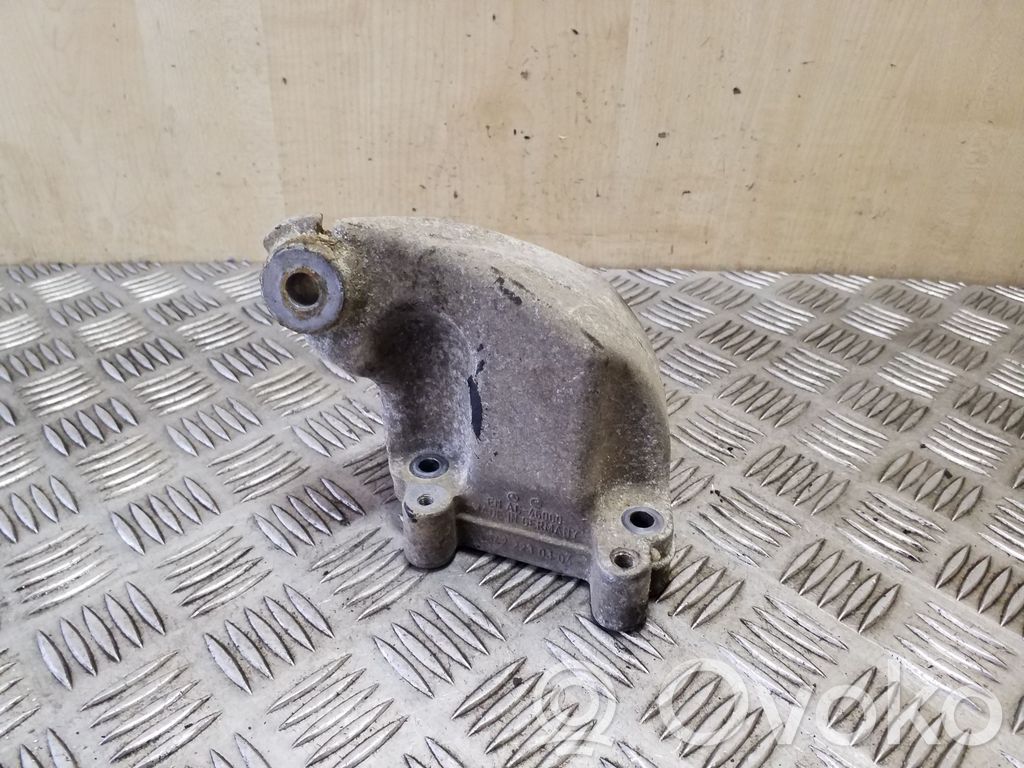 Mercedes-Benz ML W164 Suport motor 