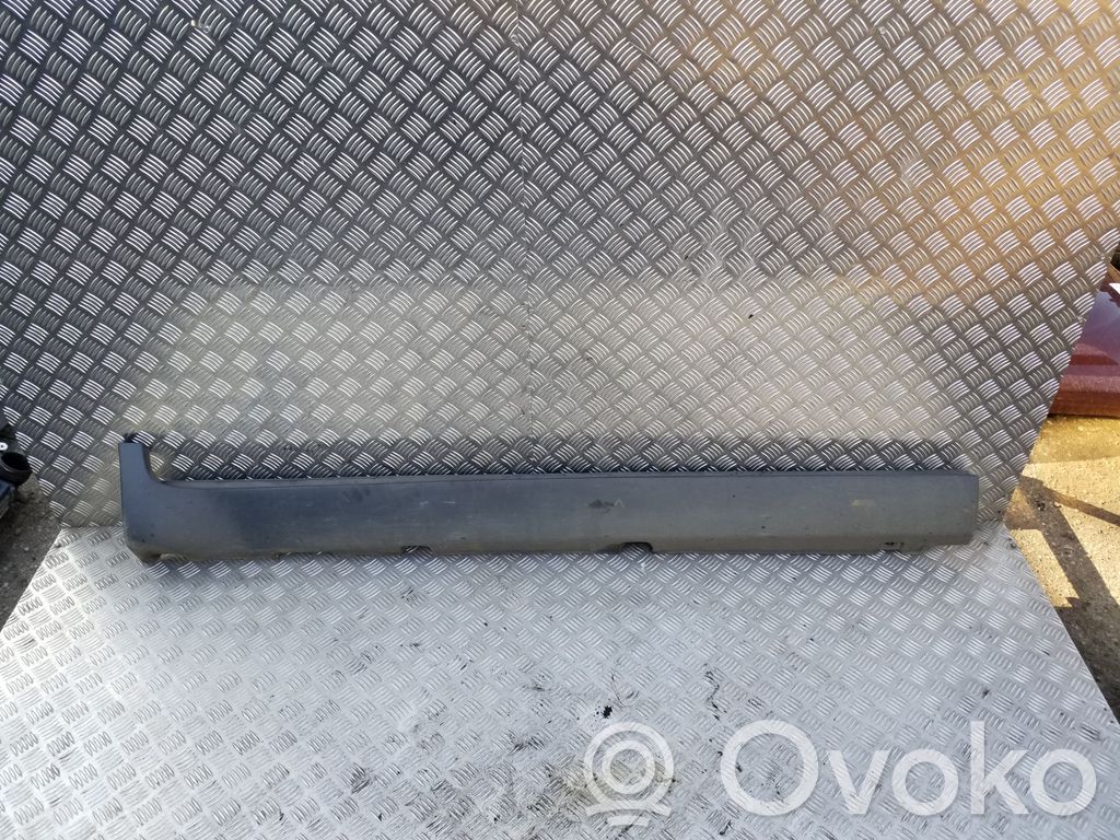 Kynnys   8V41S10154AC