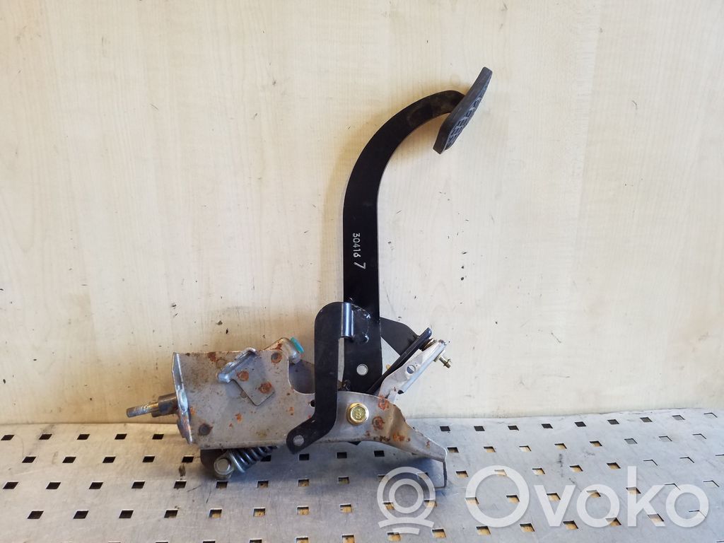 Pédale d'embrayage   304167