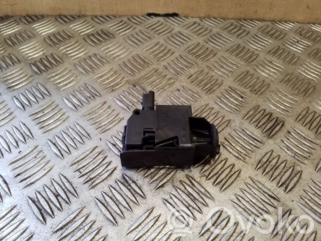 Citroen C4 Grand Picasso Motorino del tappo del serbatoio del carburante 