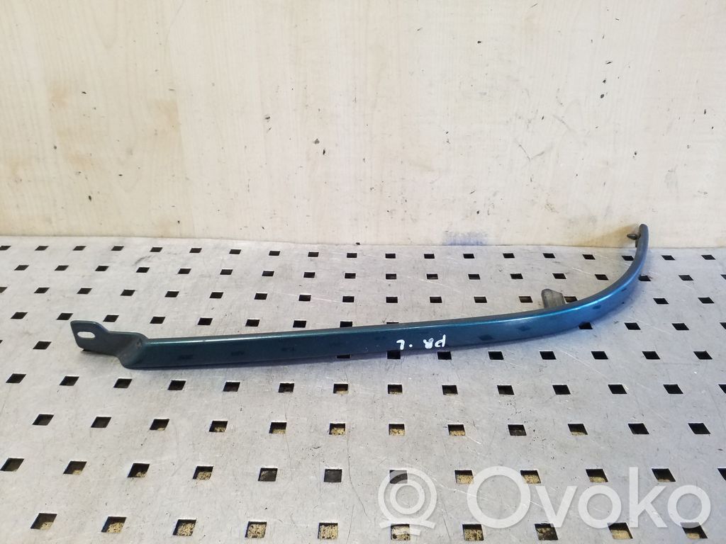 Audi 80 90 S2 B4 Rivestimento sotto il faro/fanale