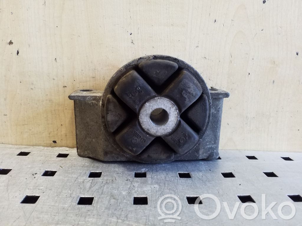 Audi 80 90 S2 B4 Gearbox mount 