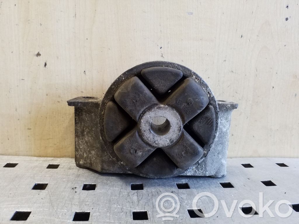 Audi 80 90 S2 B4 Gearbox mount 