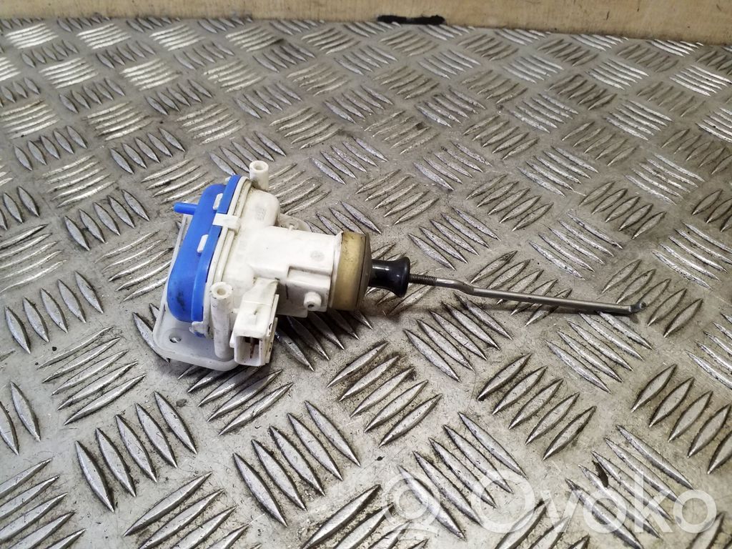 Motor de bloqueo de puertas   8A0862153