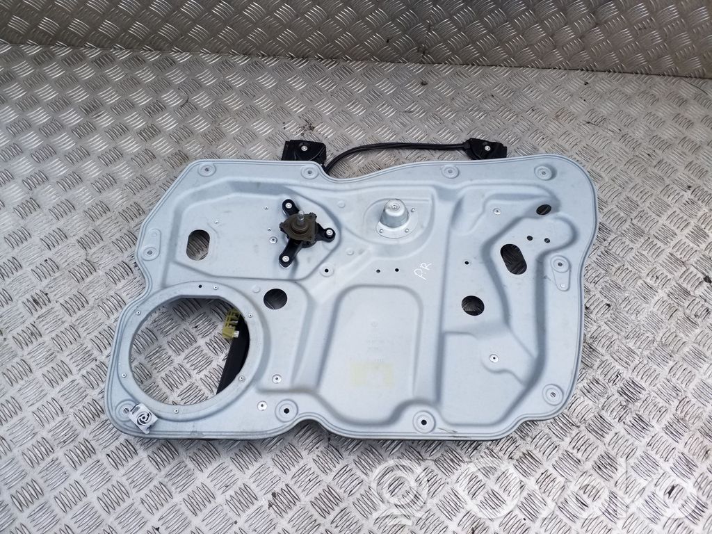 Regulador manual de la ventanilla delantera   1T0837756M