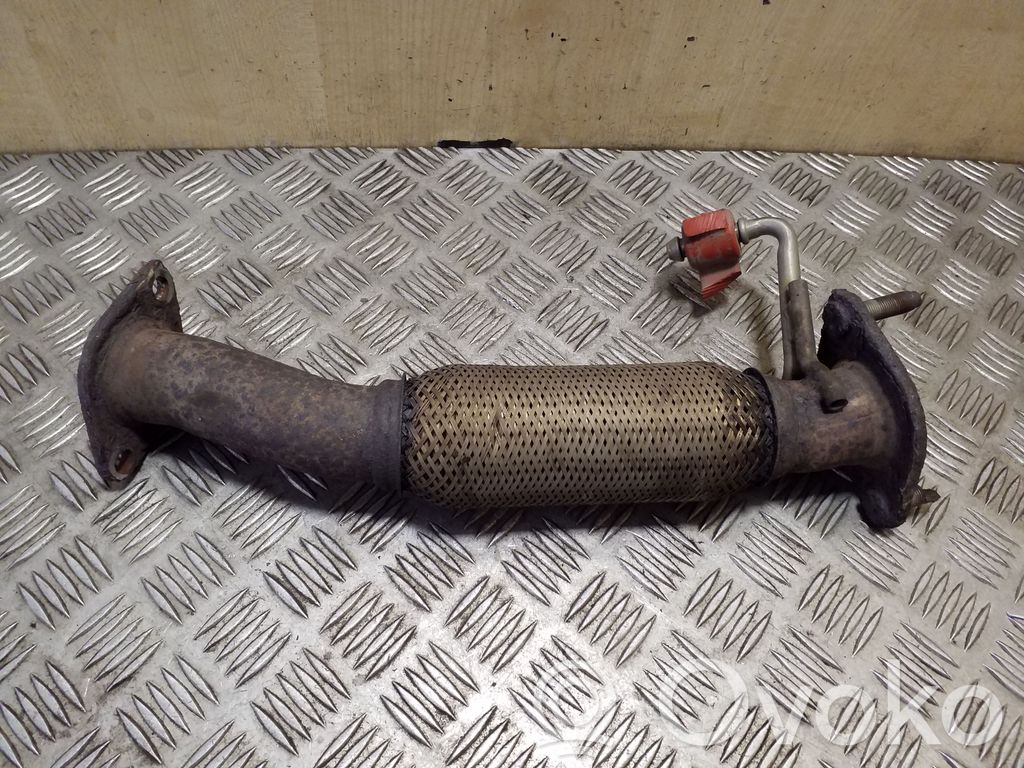 Conexión flexible del escape