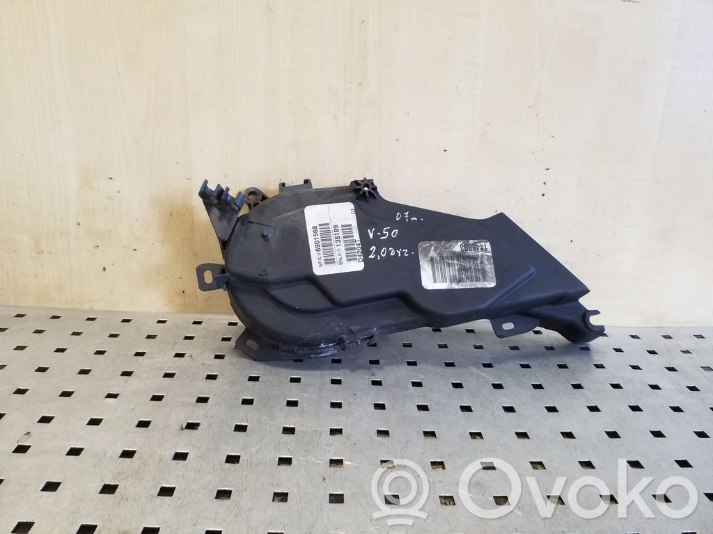Volvo V50 Zobsiksnas aizsargs 