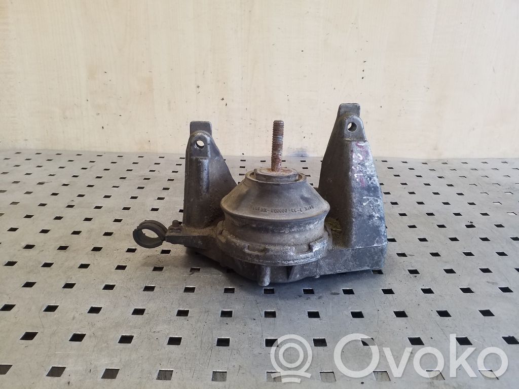 Engine mount bracket   4A0199352