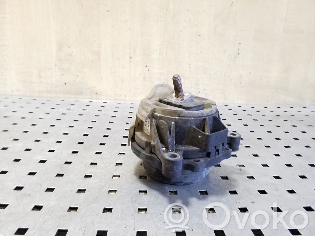 BMW X3 F25 Engine mount bracket 