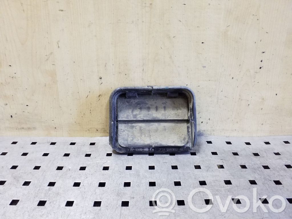 Quarter panel pressure vent   2F2AB280B62AB