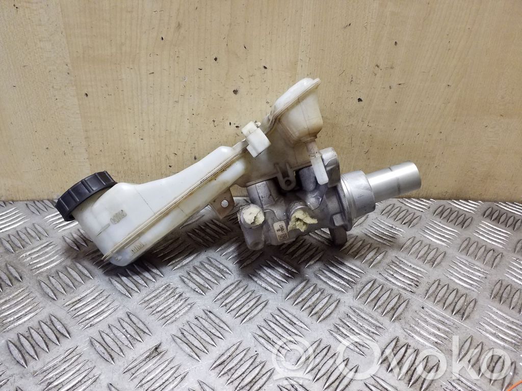 Ford Mondeo MK V Pompă centrală de frână 