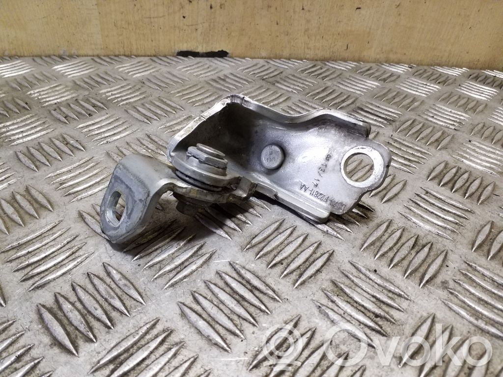 Ford Mondeo MK V Front door lower hinge 