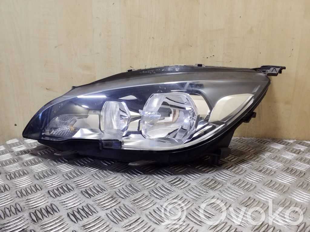 Peugeot 308 Headlight/headlamp 