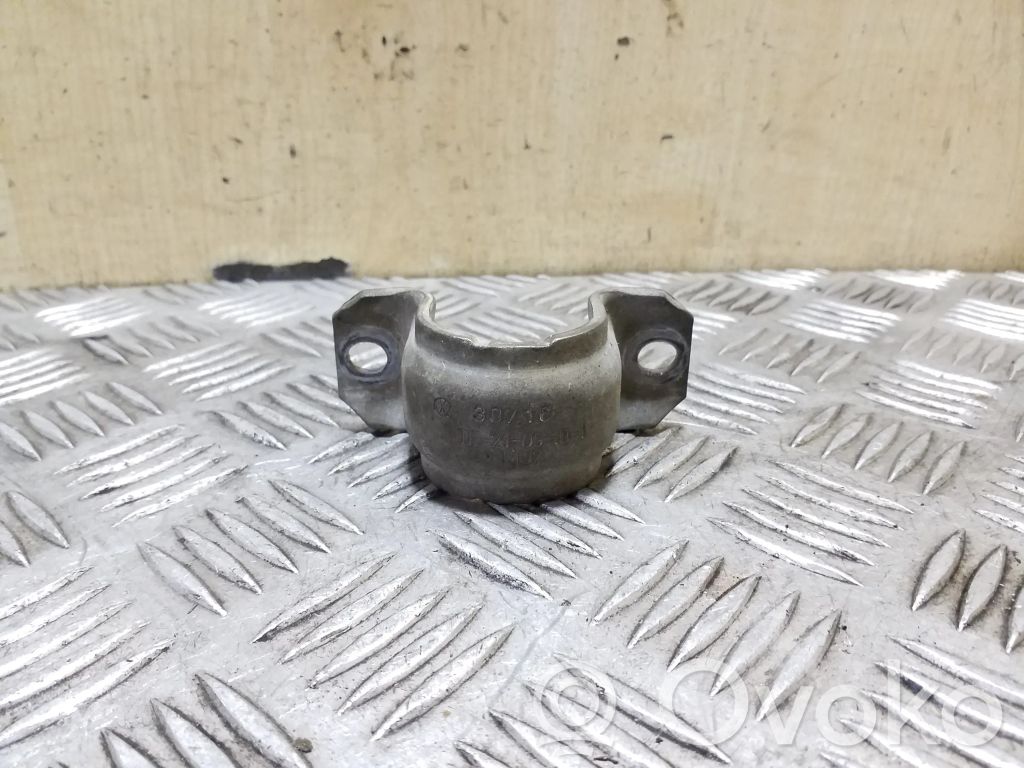 Audi A3 S3 8V Mocowanie stabilizatora osi tylnej 