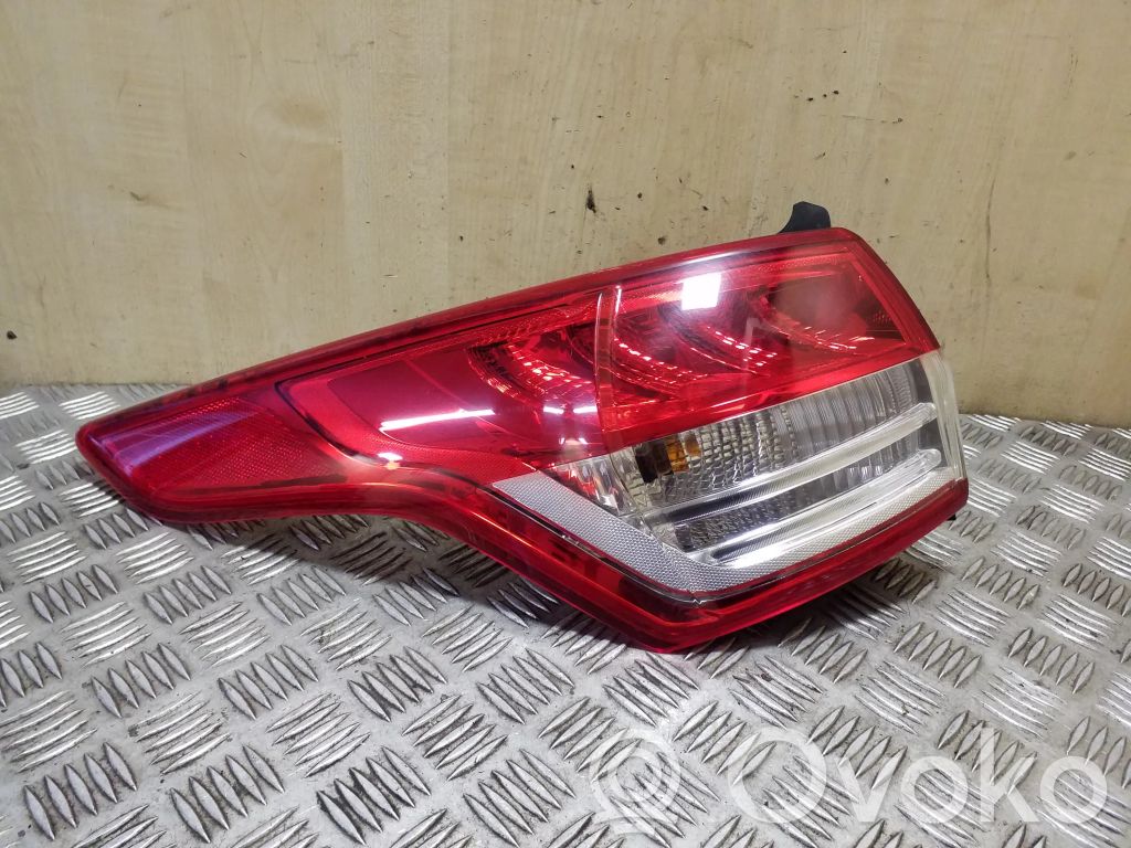 Ford Kuga II Lampa tylna 