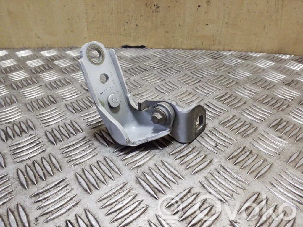 Ford Kuga II Front door upper hinge 