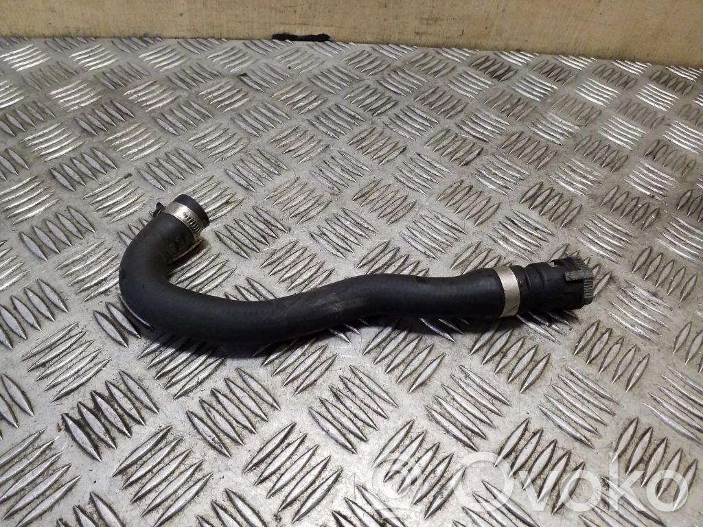 Volvo V40 Engine coolant pipe/hose 