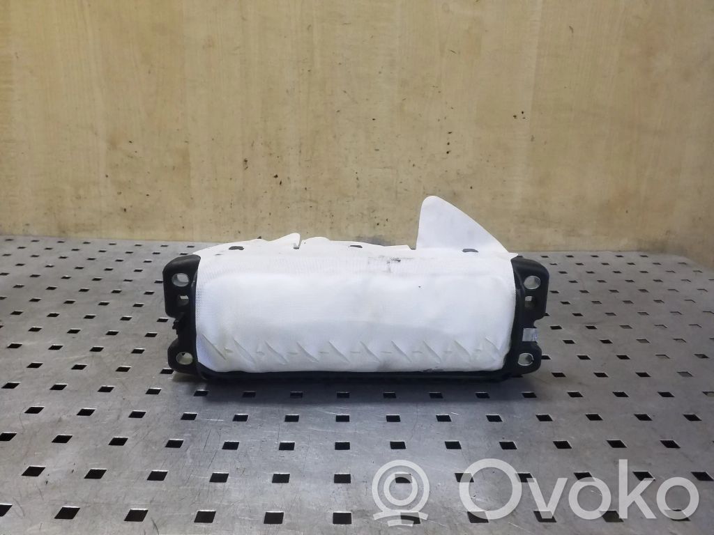 Volkswagen Touareg II Airbag pasager 