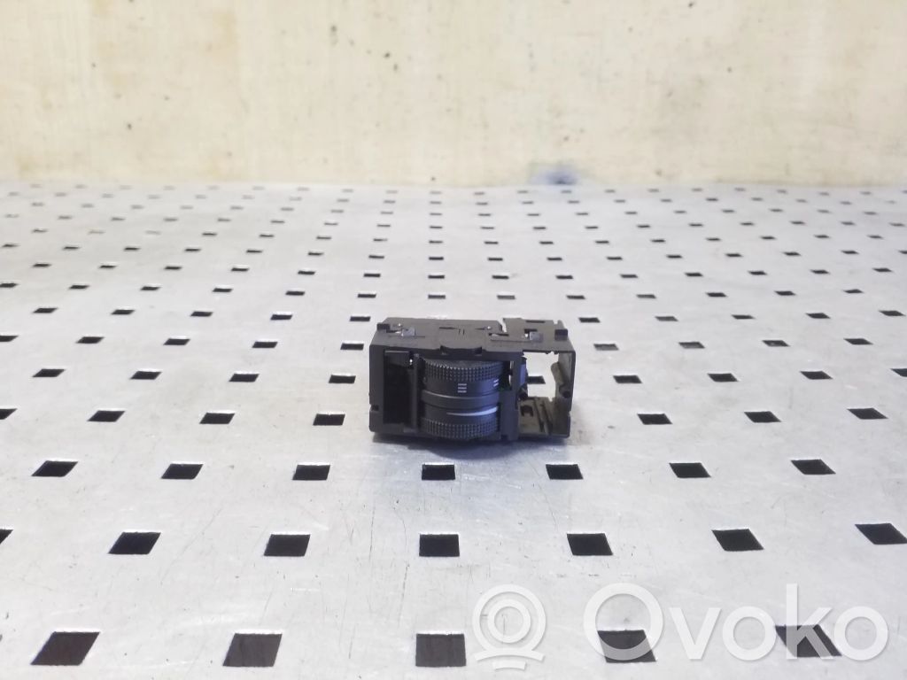 Audi TT TTS Mk2 Bouton commande réglage hauteur de phares 