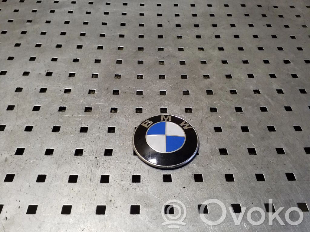 BMW 5 F10 F11 Mostrina con logo/emblema della casa automobilistica 