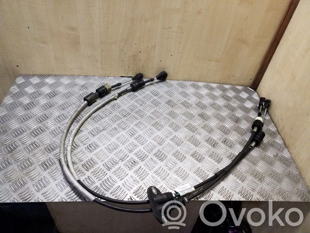 Land Rover Freelander 2 - LR2 Cabluri schimbător viteze