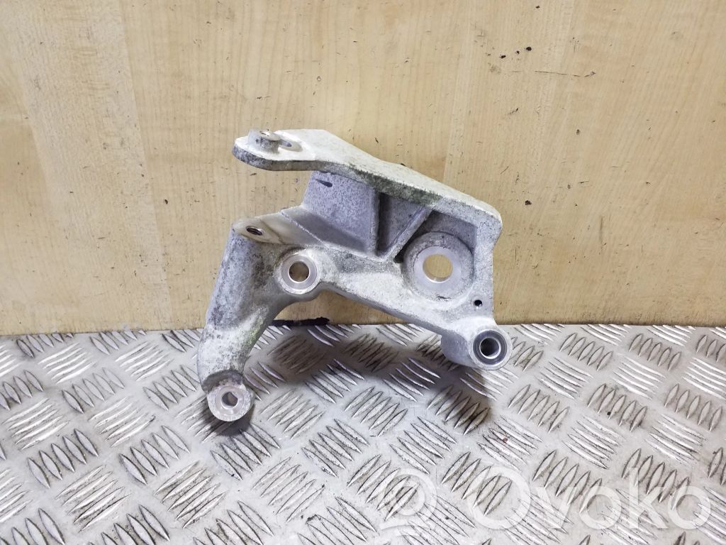 Halterung Lager Motor   31430470