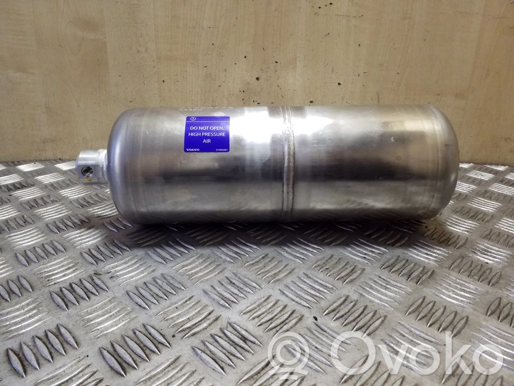 Volvo XC90 Rezervor suspensie pneumatică 