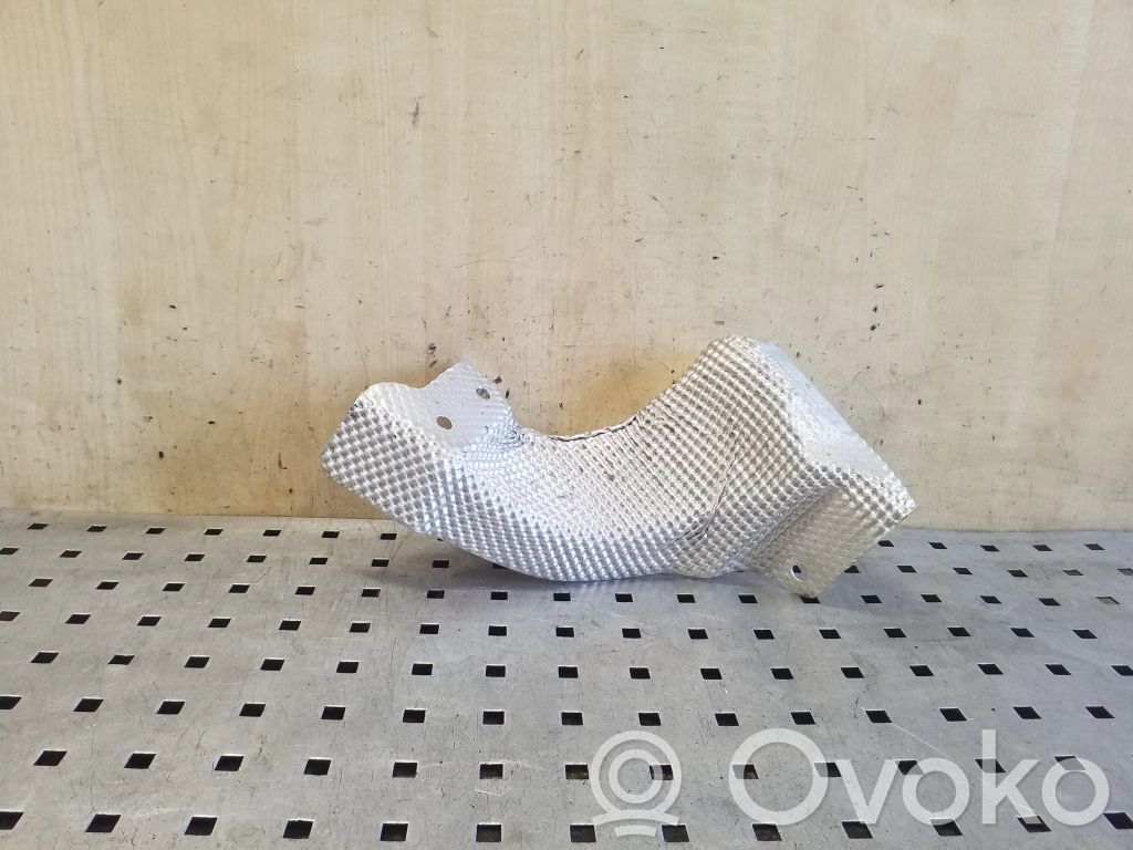 Volvo XC90 Protección térmica del escape 