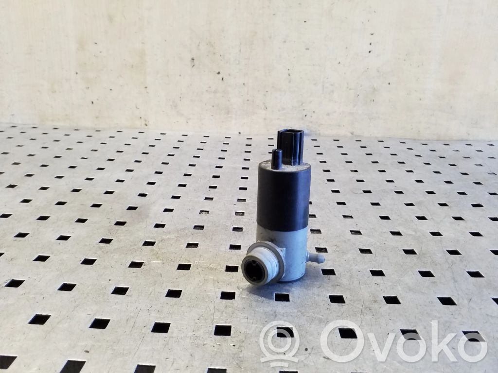 Ford Ranger Windscreen/windshield washer pump 