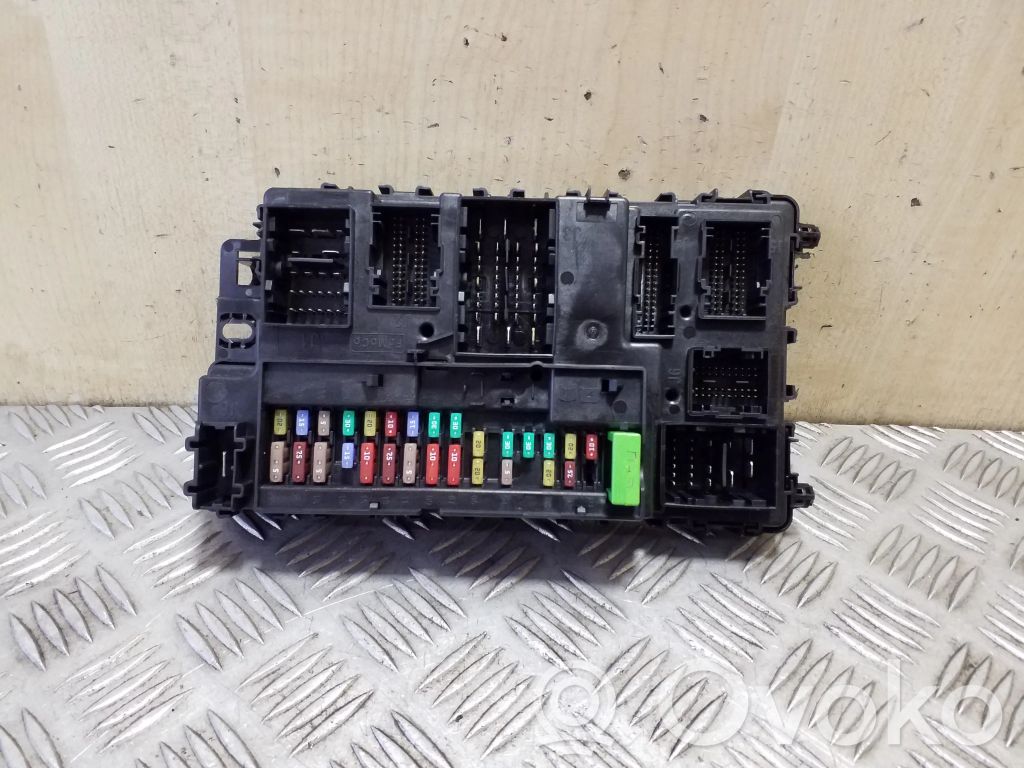 Ford Ranger Fuse module 