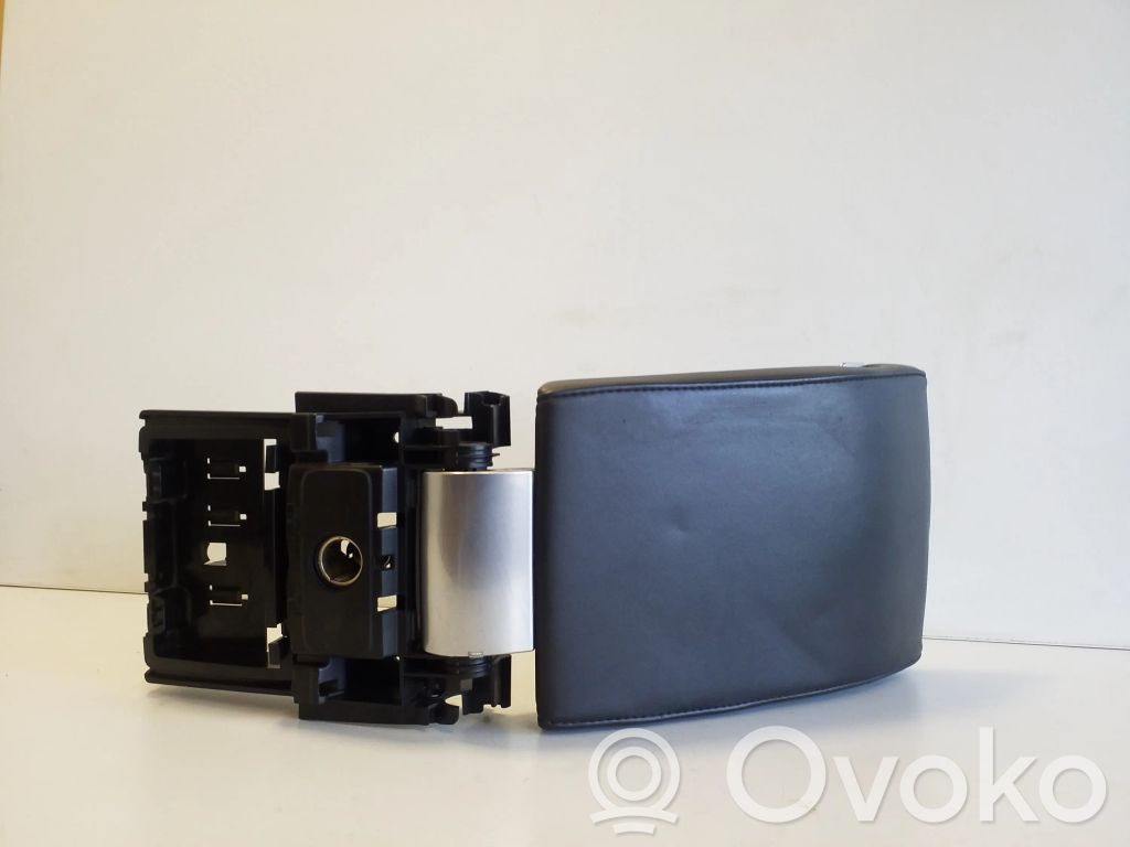 Volvo S80 Armrest 
