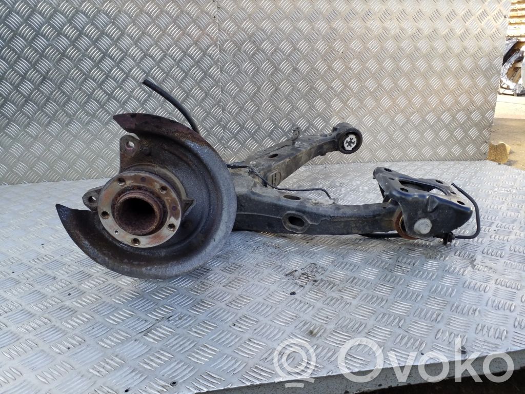 Opel Vivaro Ступица 