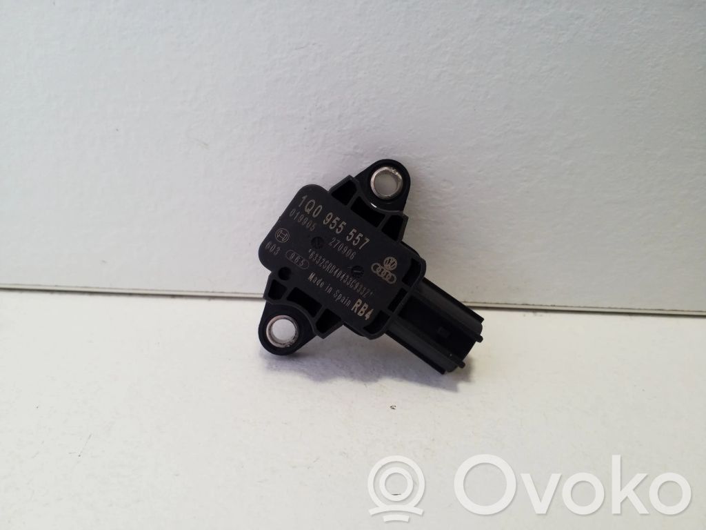 Turvatyynyn törmäysanturi   1Q0955557