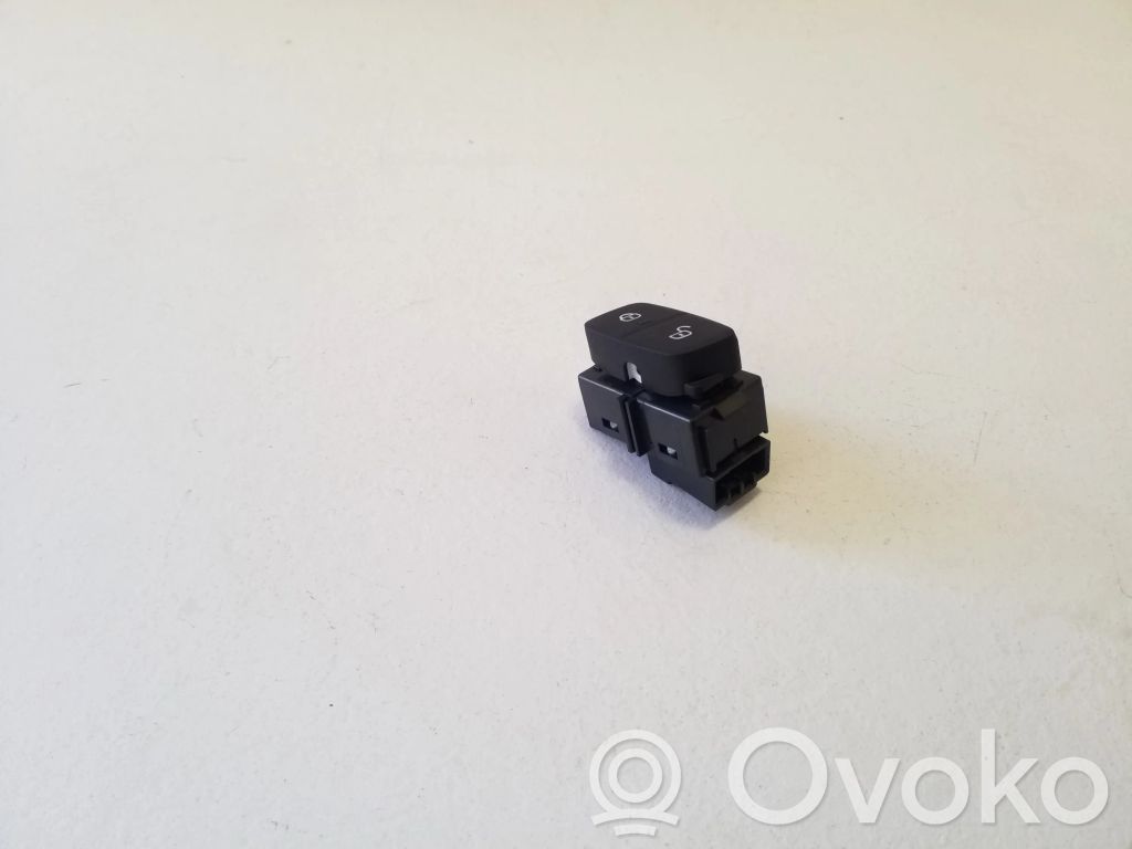 Volvo XC60 Central locking switch button 