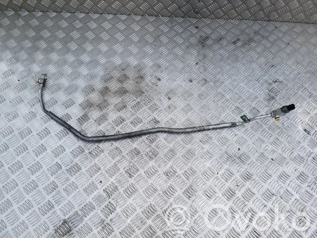 BMW X3 E83 Ilmastointilaitteen putki (A/C) 