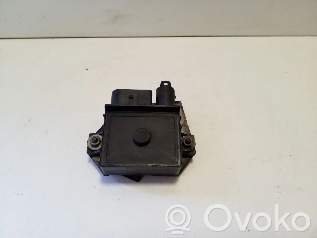 BMW X3 E83 Glow plug pre-heat relay 
