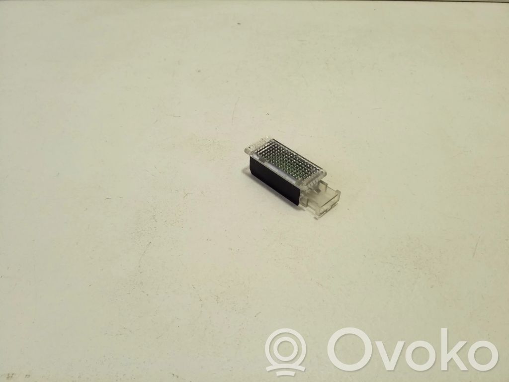 Alte lămpi de interior   5G0947409
