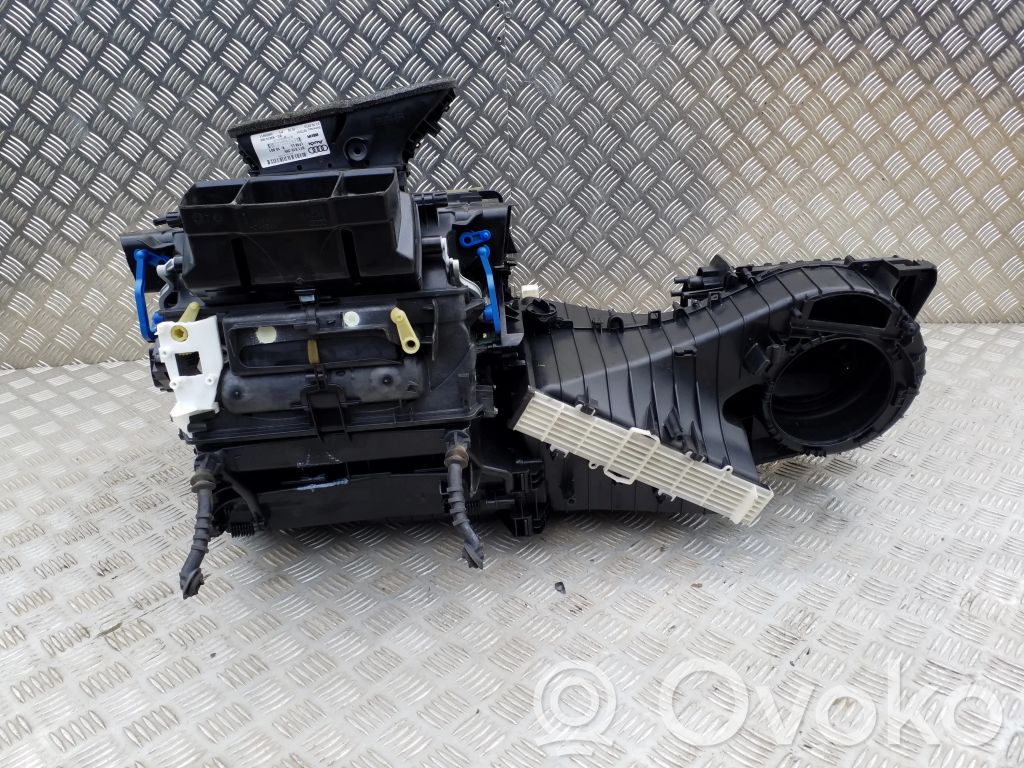 Audi S5 Facelift Interior heater climate box assembly housing 
