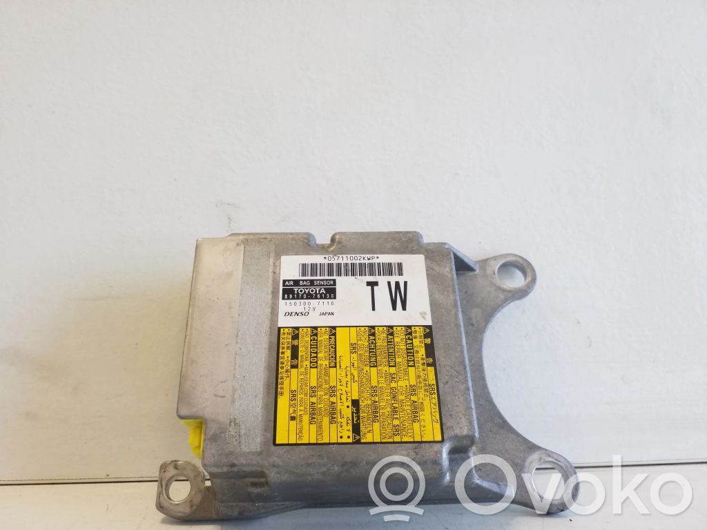 Lexus CT 200H Airbag control unit/module 