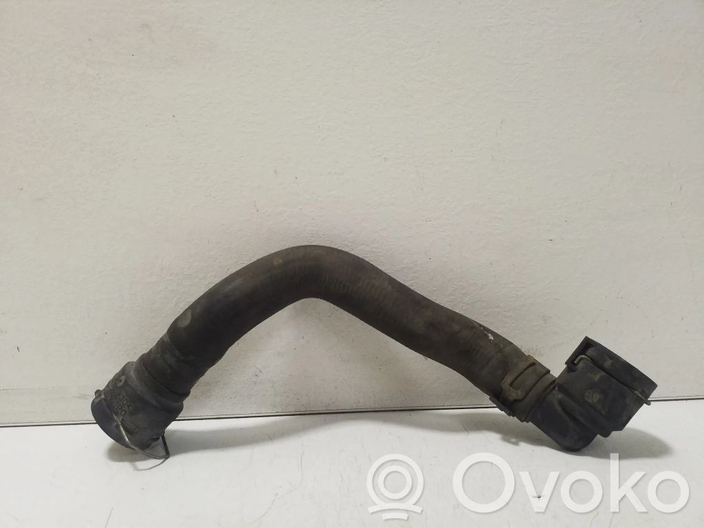 Volkswagen PASSAT B6 Conductă/furtun lichid de răcire motor 