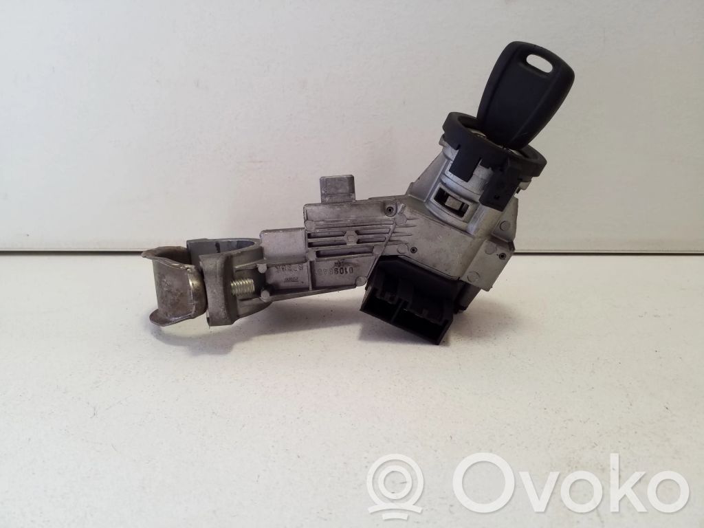 Iveco Daily 5th gen Ignition lock 