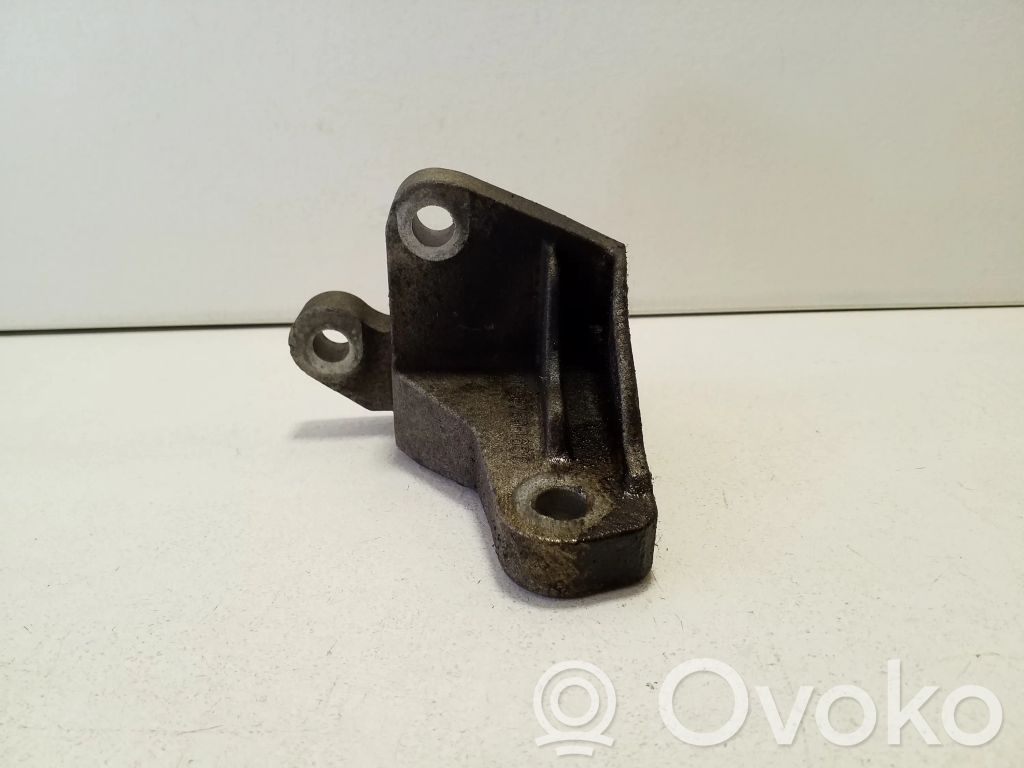 Ford S-MAX Gearbox mounting bracket 