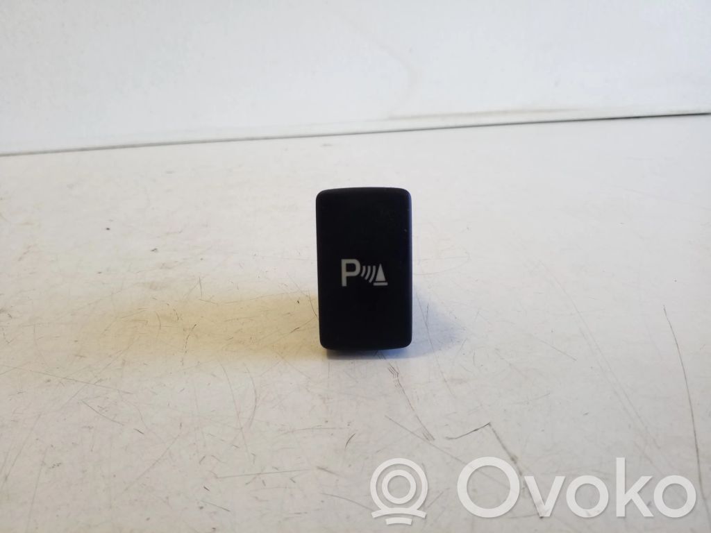 Interruptor del sensor de aparcamiento (PDC)   M48809