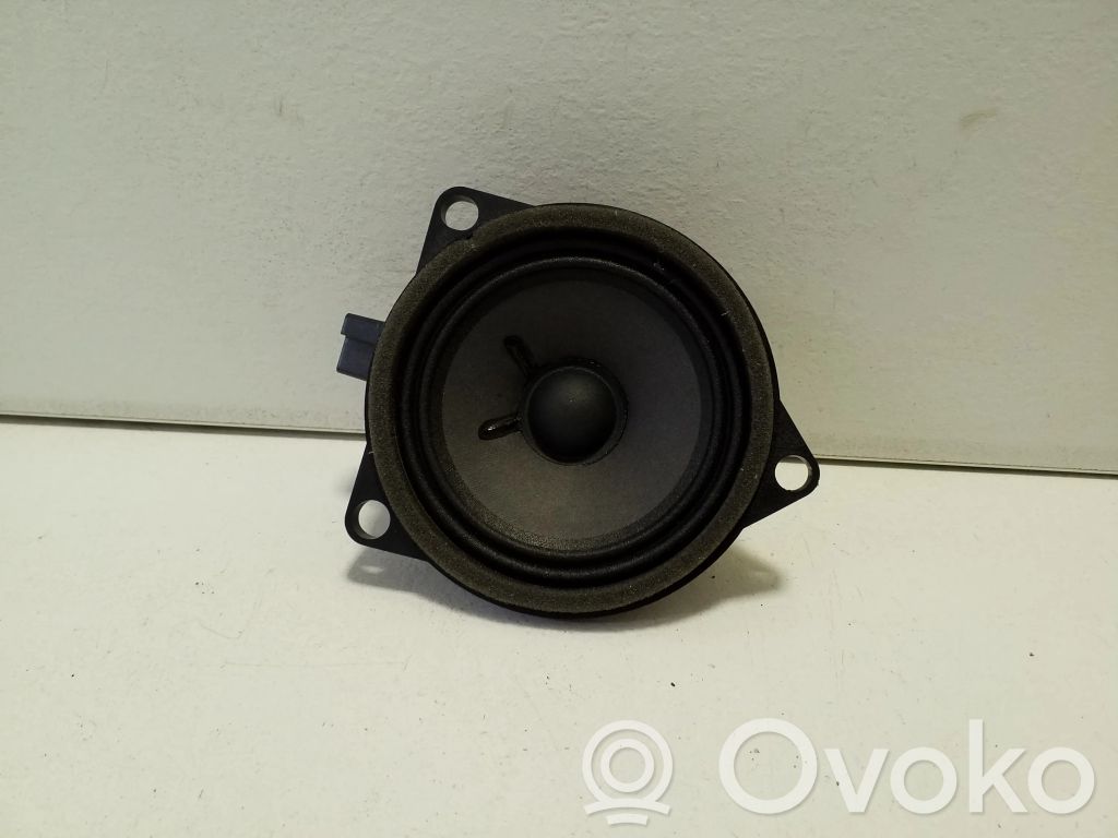 Altavoz de la puerta delantera   31438477