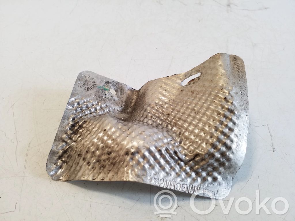 Volvo XC40 Hitzeschutz Abschirmblech 
