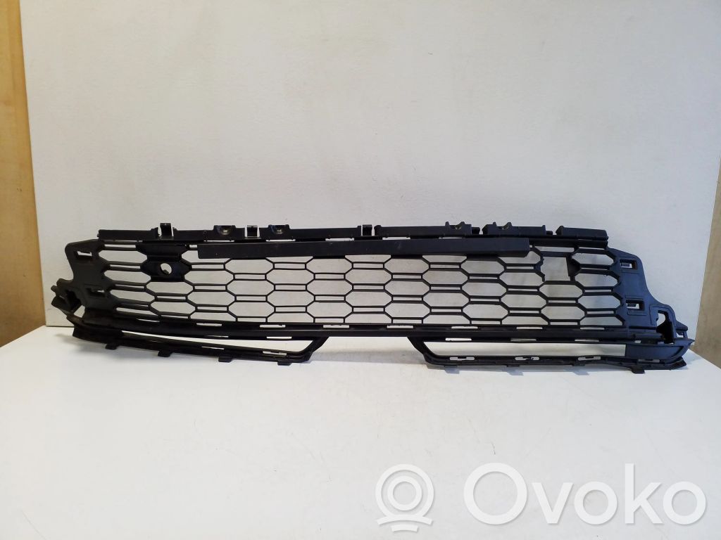 Skoda Kamiq Mascherina inferiore del paraurti anteriore 