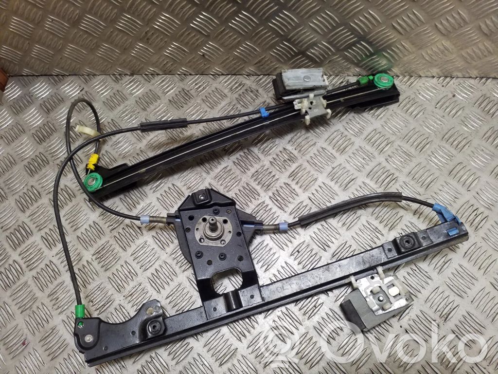 Volkswagen Golf III Alzacristalli manuale della portiera anteriore