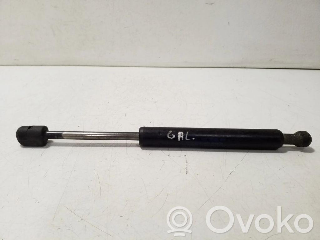 Volkswagen Golf III Vérin de capot arrière