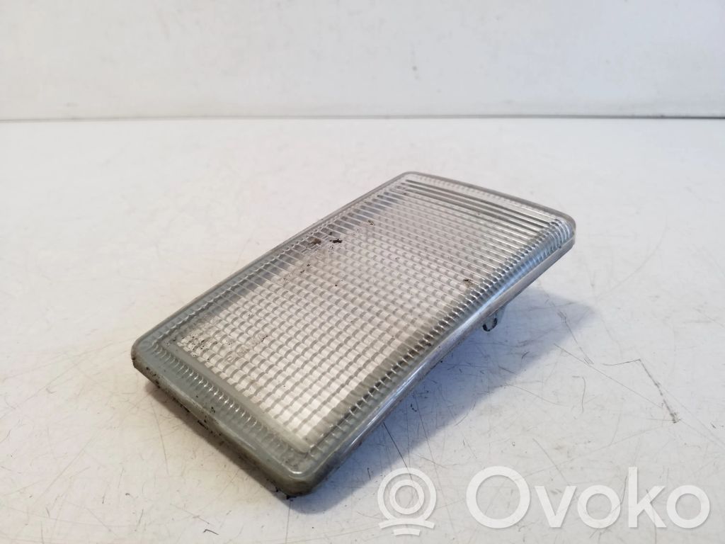 Volkswagen Golf III Odblask przedni 